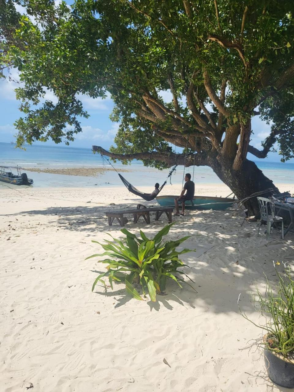 Dewati Roomstay B&B Lang Tengah Island Bagian luar foto