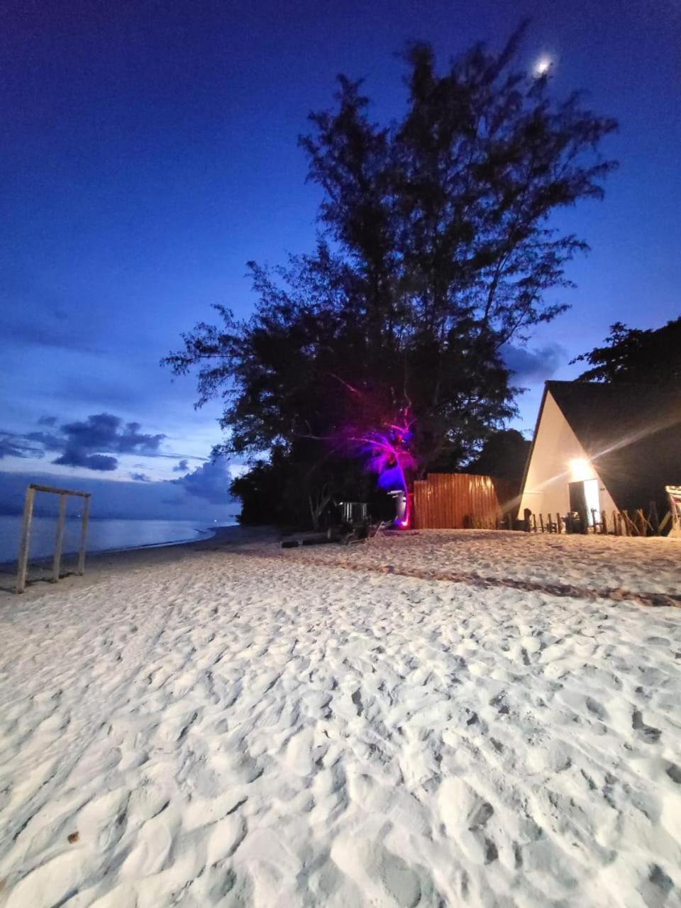 Dewati Roomstay B&B Lang Tengah Island Bagian luar foto