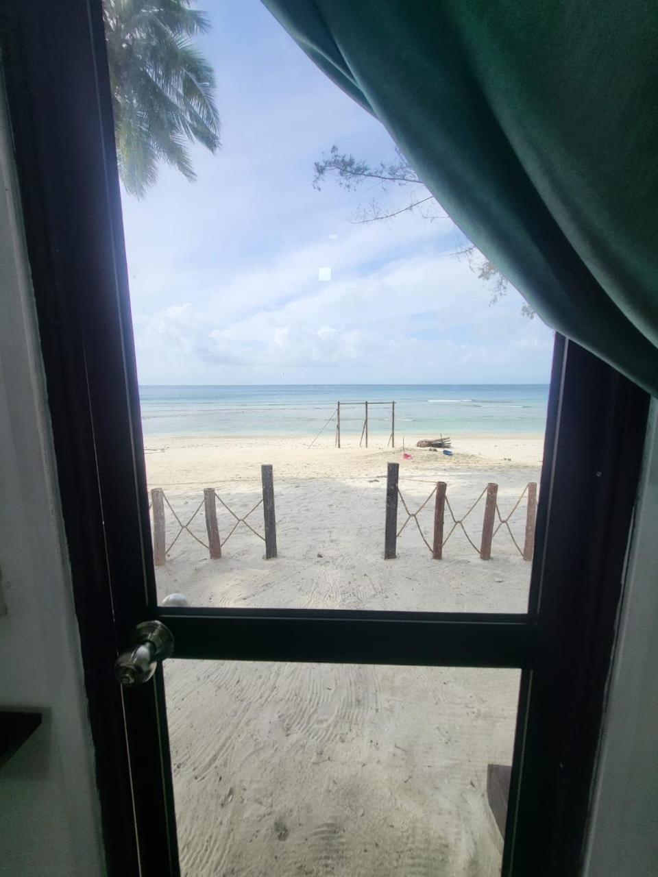 Dewati Roomstay B&B Lang Tengah Island Bagian luar foto