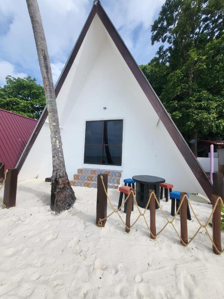 Dewati Roomstay B&B Lang Tengah Island Bagian luar foto